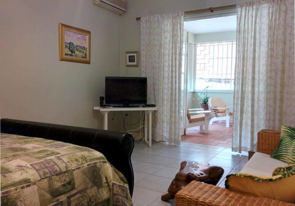 Chester Avenue Guest House Кінгстон Екстер'єр фото
